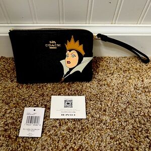 New Coach Wristlet